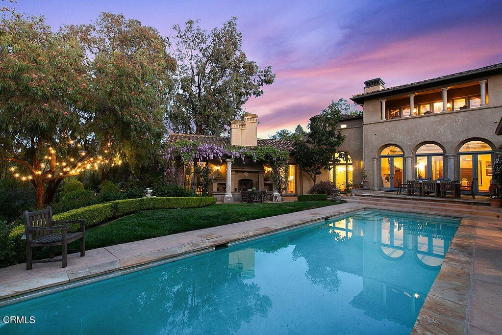 Camarillo, California, 93010, United States, 4 Bedrooms Bedrooms, ,6 BathroomsBathrooms,Residential,Forsale,1919117