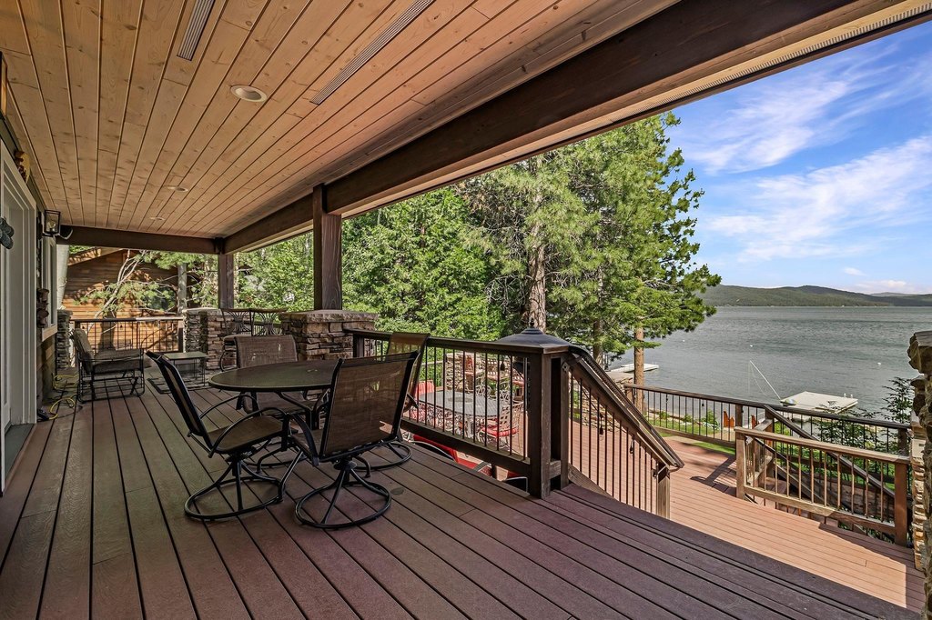 Lake Almanor, California, 96137, United States, 4 Bedrooms Bedrooms, ,3.5 BathroomsBathrooms,Residential,Forsale,1888837