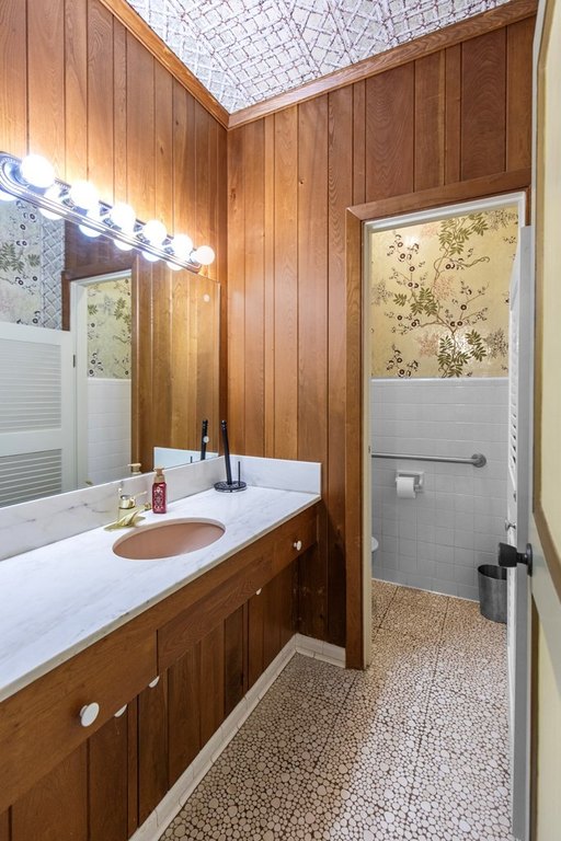 SPARTA, Tennessee, 38583, United States, 5 Bedrooms Bedrooms, ,2.5 BathroomsBathrooms,Residential,Forsale,1905427