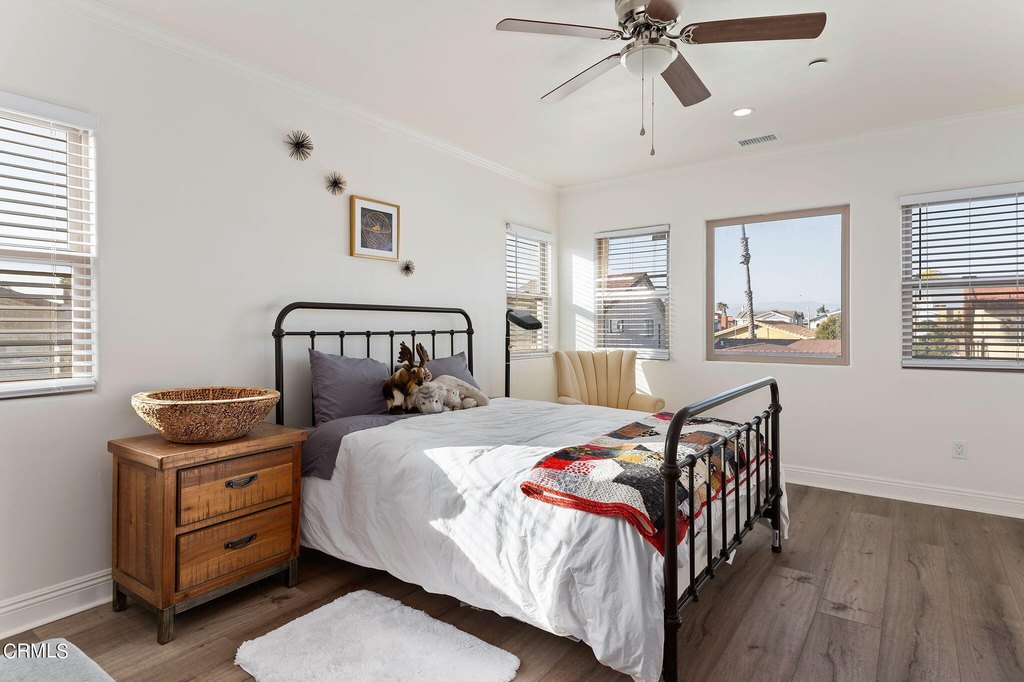 Oxnard, California, 93035, United States, 4 Bedrooms Bedrooms, ,4.5 BathroomsBathrooms,Residential,Forsale,1909544