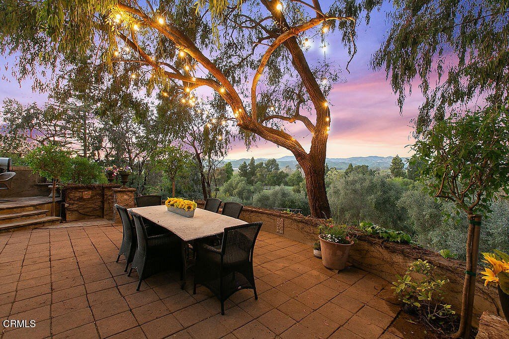 Camarillo, California, 93010, United States, 4 Bedrooms Bedrooms, ,6 BathroomsBathrooms,Residential,Forsale,1919117