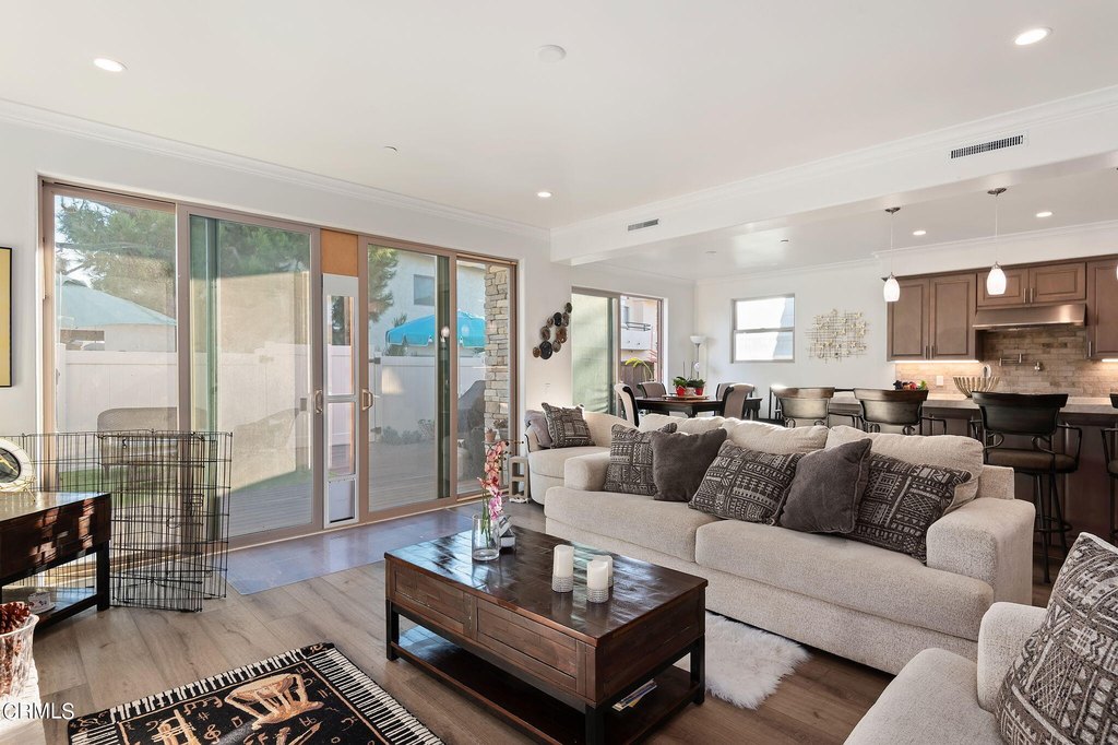 Oxnard, California, 93035, United States, 4 Bedrooms Bedrooms, ,4.5 BathroomsBathrooms,Residential,Forsale,1909544