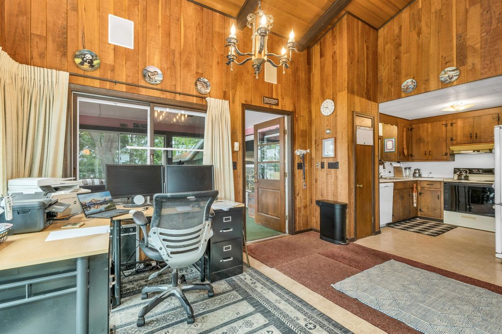 Laconia, New Hampshire, 03246, United States, 3 Bedrooms Bedrooms, ,1.5 BathroomsBathrooms,Residential,Forsale,1968465