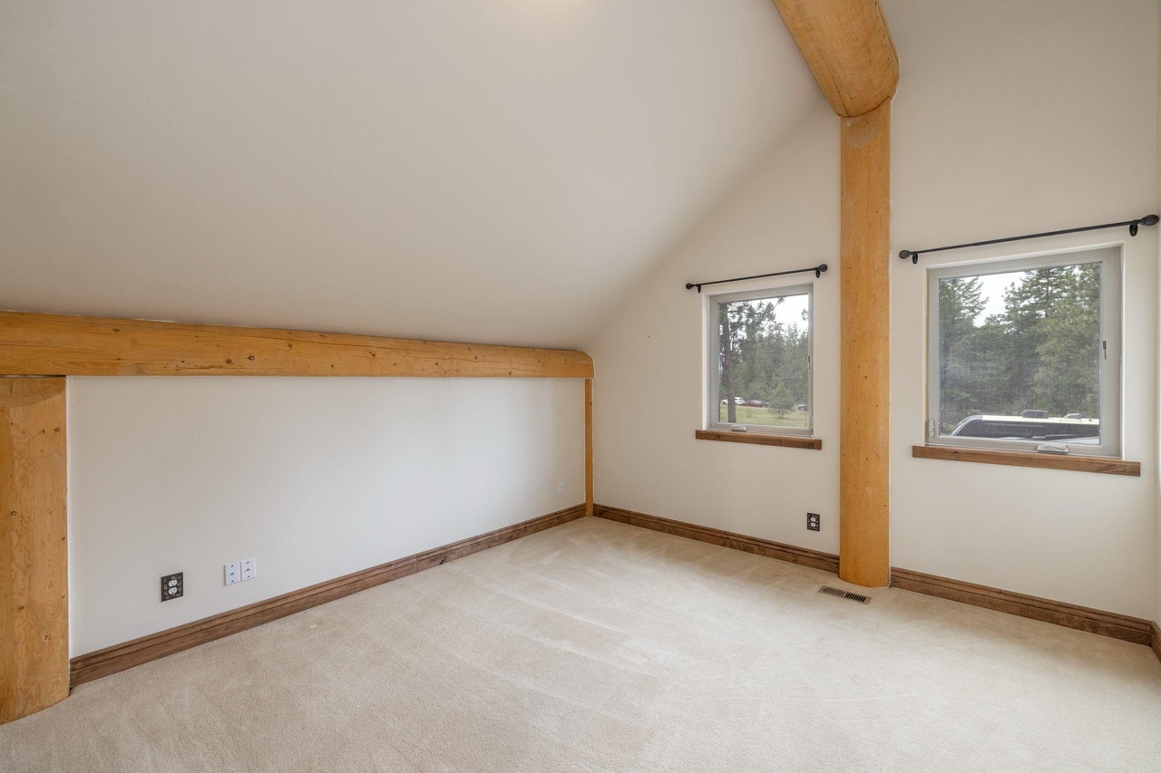 Nine Mile Falls, Washington, 99026, United States, 4 Bedrooms Bedrooms, ,3 BathroomsBathrooms,Residential,Forsale,1903077