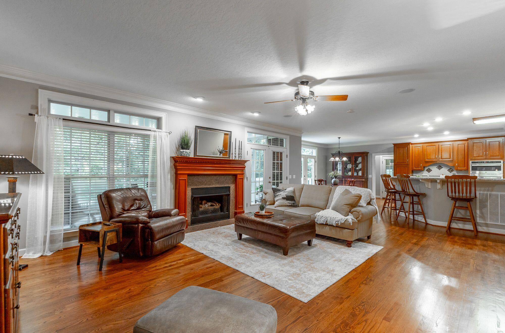 Ooltewah, Tennessee, 37363, United States, 5 Bedrooms Bedrooms, ,4 BathroomsBathrooms,Residential,Forsale,1894391