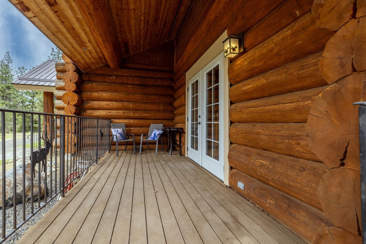 Nine Mile Falls, Washington, 99026, United States, 4 Bedrooms Bedrooms, ,3 BathroomsBathrooms,Residential,Forsale,1903077