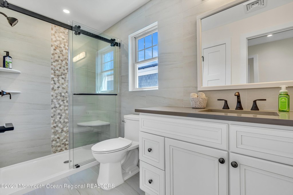 Seaside Park, New Jersey, 08752, United States, 7 Bedrooms Bedrooms, ,7 BathroomsBathrooms,Residential,Forsale,1922405