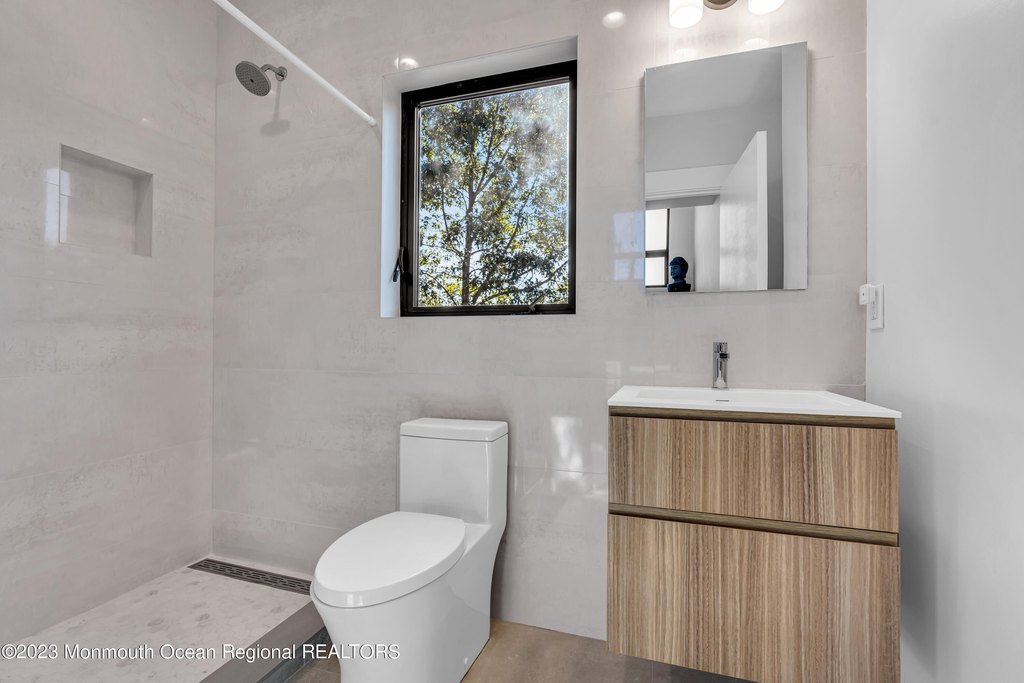 Brick, New Jersey, 08724, United States, 5 Bedrooms Bedrooms, ,4 BathroomsBathrooms,Residential,Forsale,1900438