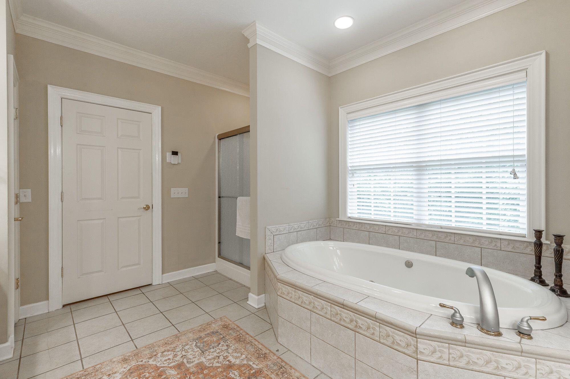 Ooltewah, Tennessee, 37363, United States, 5 Bedrooms Bedrooms, ,4 BathroomsBathrooms,Residential,Forsale,1894391