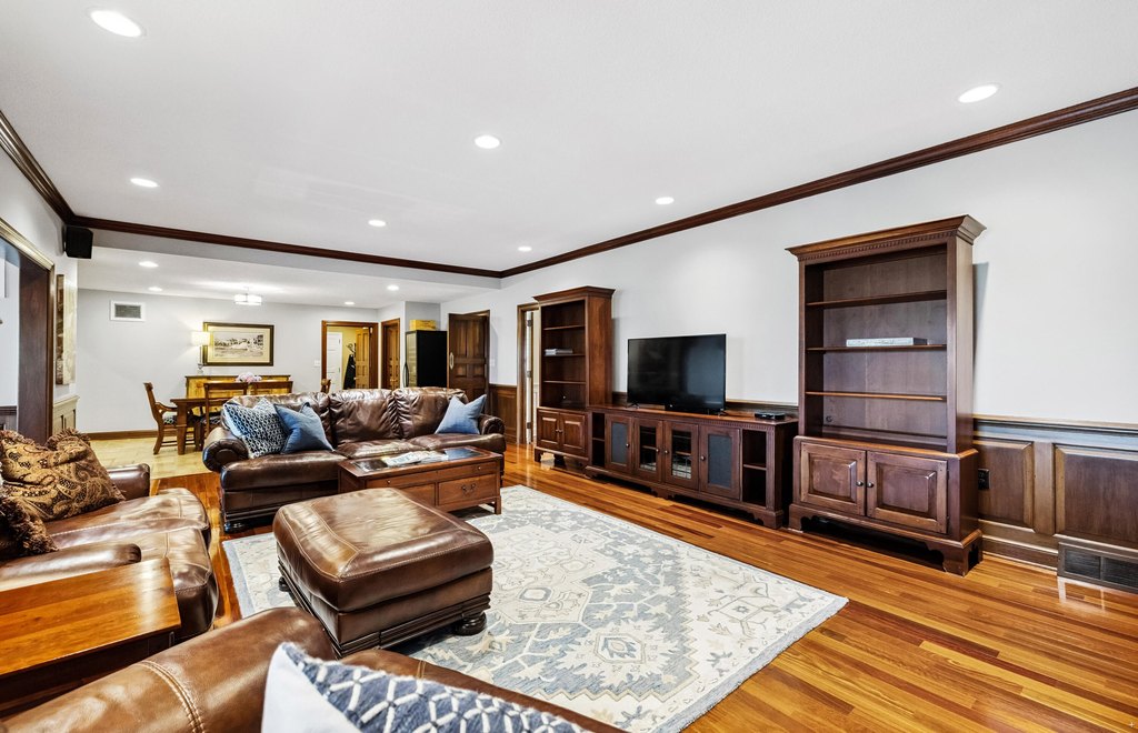 Morristown, Tennessee, 37814, United States, 4 Bedrooms Bedrooms, ,7.5 BathroomsBathrooms,Residential,Forsale,1894827