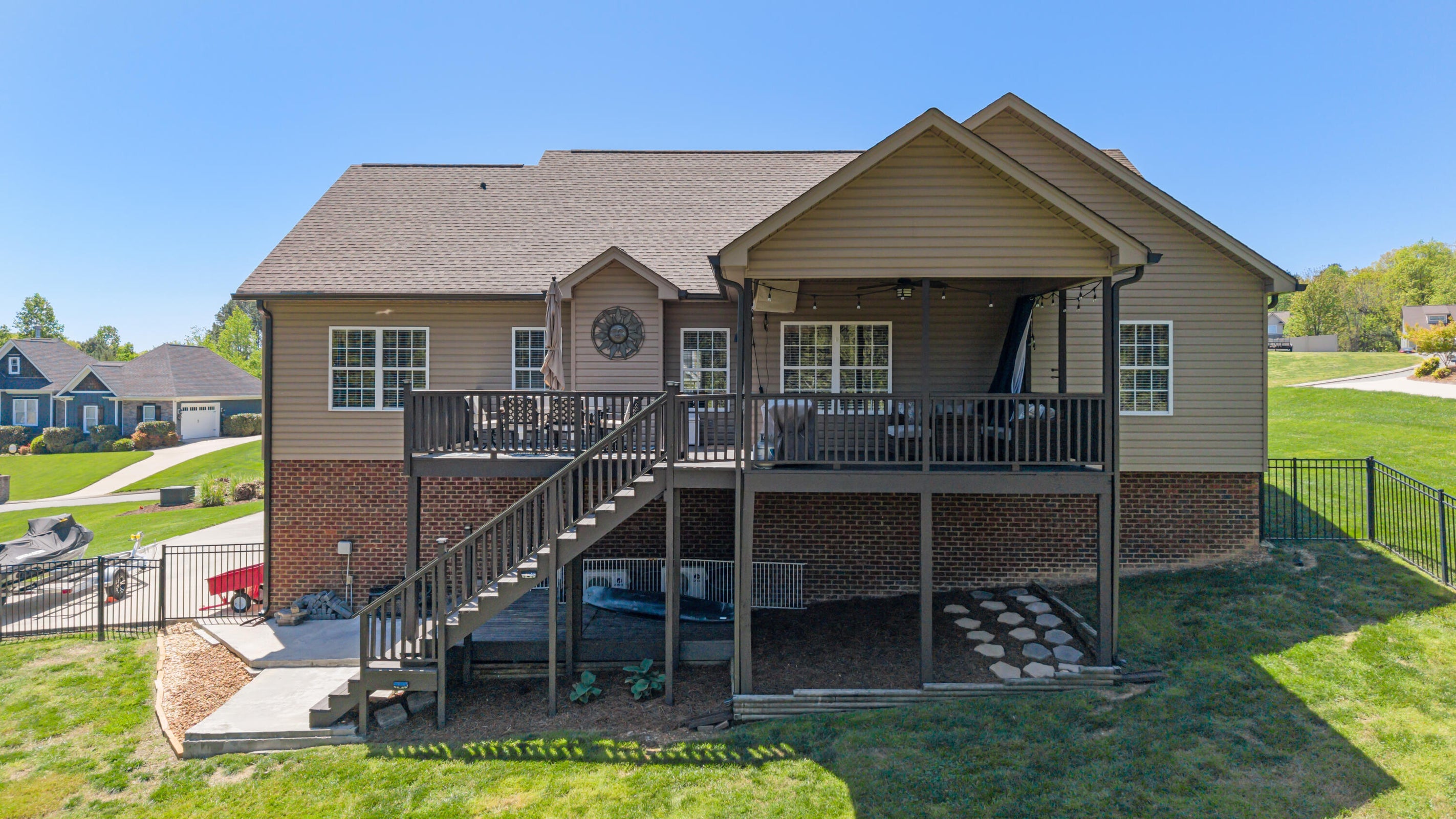 Soddy Daisy, Tennessee, 37379, United States, 3 Bedrooms Bedrooms, ,2 BathroomsBathrooms,Residential,Forsale,1894389