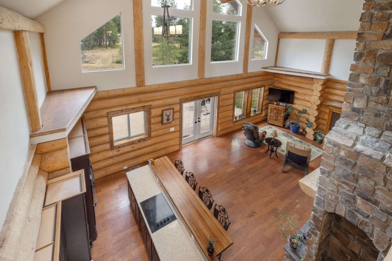 Nine Mile Falls, Washington, 99026, United States, 4 Bedrooms Bedrooms, ,3 BathroomsBathrooms,Residential,Forsale,1903077