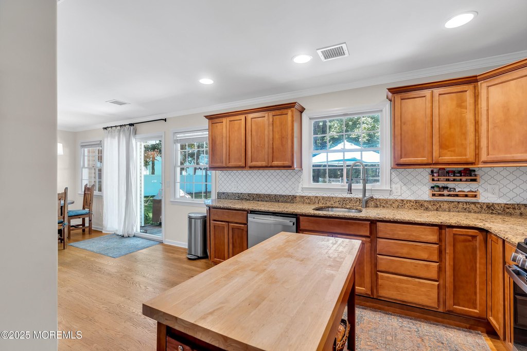 Jackson, New Jersey, 08527, United States, 3 Bedrooms Bedrooms, ,2.5 BathroomsBathrooms,Residential,Forsale,1900455
