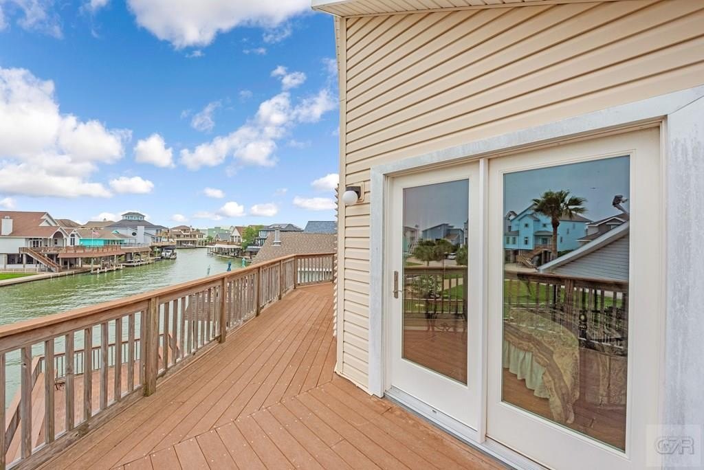 Tiki Island, Texas, 77554, United States, 4 Bedrooms Bedrooms, ,2.5 BathroomsBathrooms,Residential,Forsale,1909980