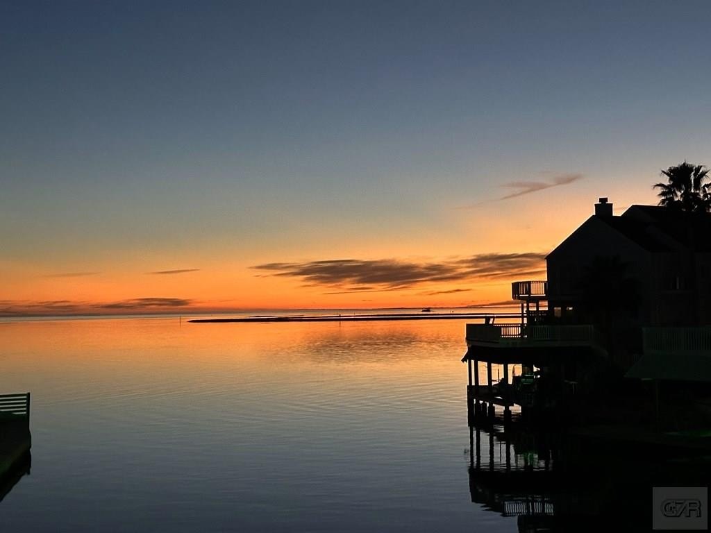 Tiki Island, Texas, 77554, United States, 4 Bedrooms Bedrooms, ,4 BathroomsBathrooms,Residential,Forsale,1953098