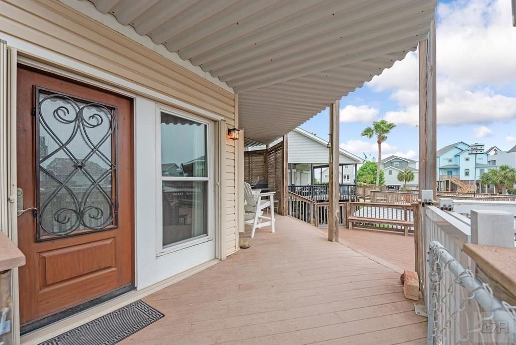 Tiki Island, Texas, 77554, United States, 4 Bedrooms Bedrooms, ,2.5 BathroomsBathrooms,Residential,Forsale,1909980