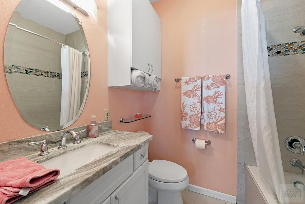 Tiki Island, Texas, 77554, United States, 4 Bedrooms Bedrooms, ,4 BathroomsBathrooms,Residential,Forsale,1953098