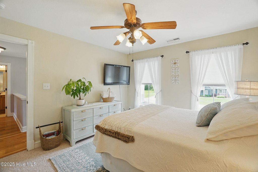 Aydlett, North Carolina, 27916, United States, 4 Bedrooms Bedrooms, ,3.5 BathroomsBathrooms,Residential,Forsale,1914391