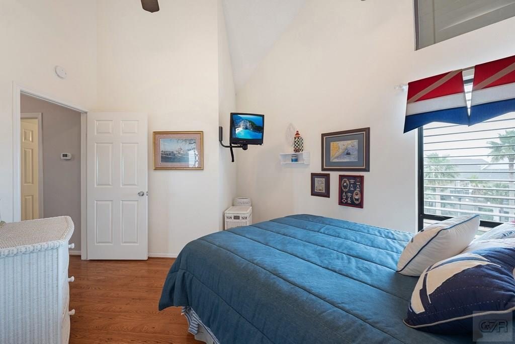 Tiki Island, Texas, 77554, United States, 4 Bedrooms Bedrooms, ,2.5 BathroomsBathrooms,Residential,Forsale,1909980