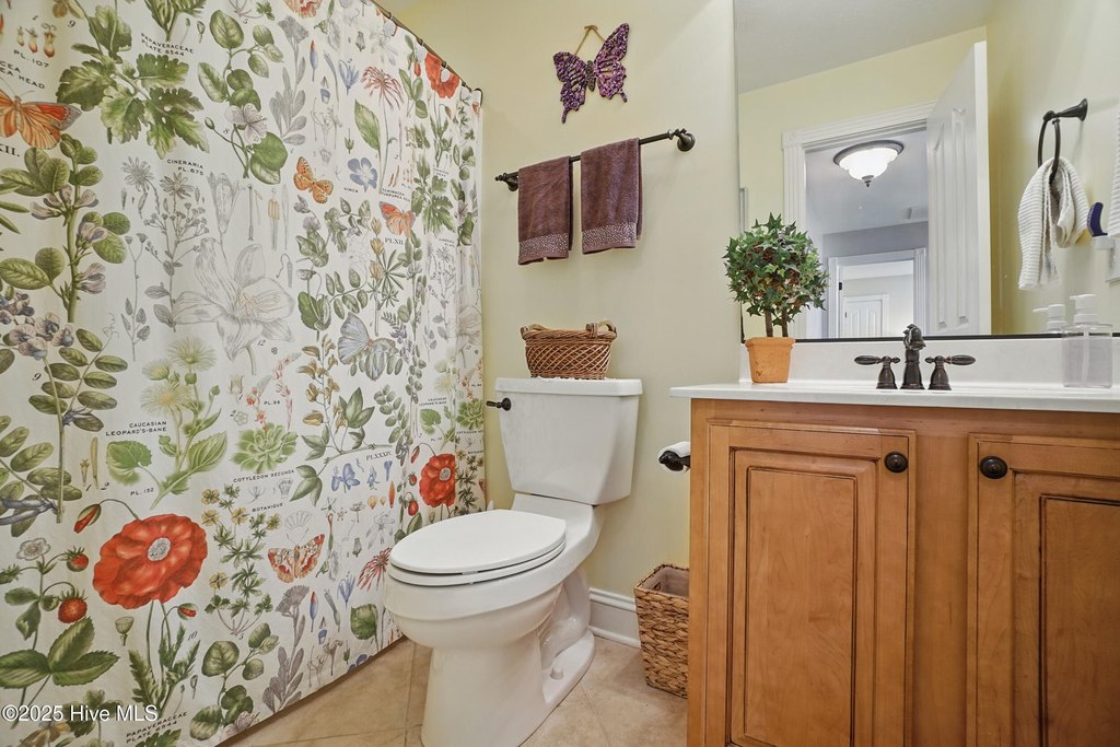 Aydlett, North Carolina, 27916, United States, 4 Bedrooms Bedrooms, ,3.5 BathroomsBathrooms,Residential,Forsale,1914391