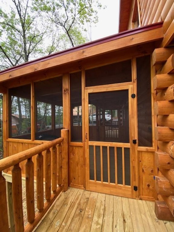 Sevierville, Tennessee, 37876, United States, 2 Bedrooms Bedrooms, ,2 BathroomsBathrooms,Residential,Forsale,1893695