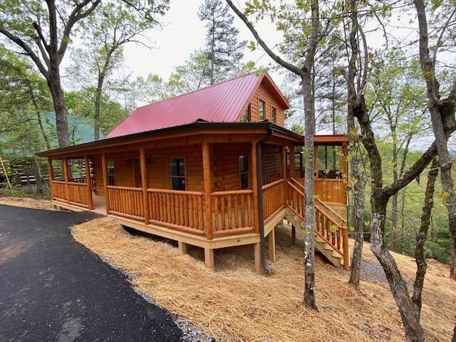 Sevierville, Tennessee, 37876, United States, 2 Bedrooms Bedrooms, ,2 BathroomsBathrooms,Residential,Forsale,1893695