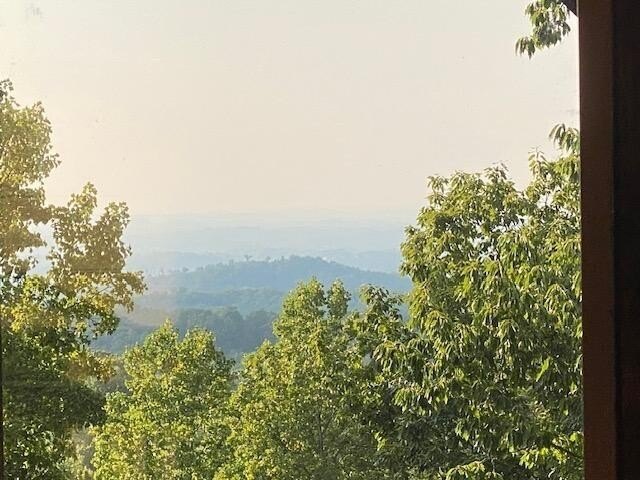 Sevierville, Tennessee, 37876, United States, 2 Bedrooms Bedrooms, ,2.5 BathroomsBathrooms,Residential,Forsale,1893694