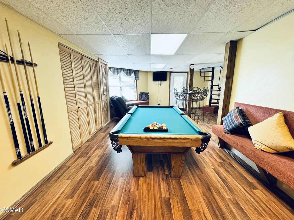 Gatlinburg, Tennessee, 37738, United States, 2 Bedrooms Bedrooms, ,3 BathroomsBathrooms,Residential,Forsale,1893779
