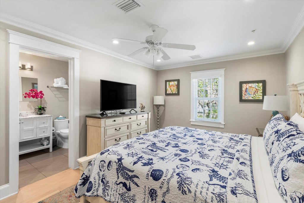 Key West, Florida, 33040, United States, 6 Bedrooms Bedrooms, ,6.5 BathroomsBathrooms,Residential,Forsale,1971989