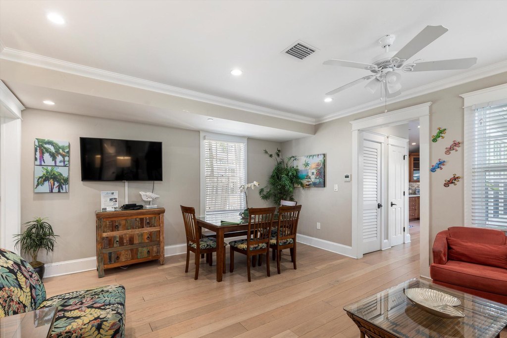 Key West, Florida, 33040, United States, 6 Bedrooms Bedrooms, ,6.5 BathroomsBathrooms,Residential,Forsale,1971989