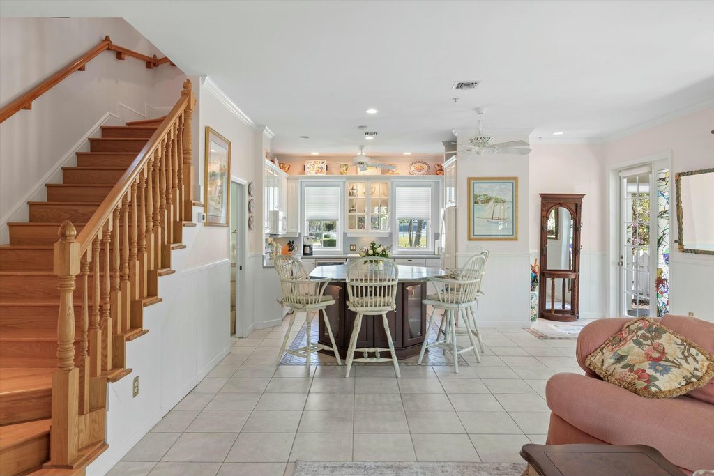 Key West, Florida, 33040, United States, 2 Bedrooms Bedrooms, ,2.5 BathroomsBathrooms,Residential,Forsale,1944398