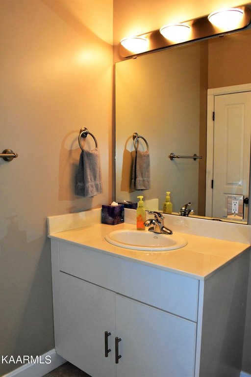 Fairfield Glade, Tennessee, 38558, United States, 3 Bedrooms Bedrooms, ,3.5 BathroomsBathrooms,Residential,Forsale,1907873