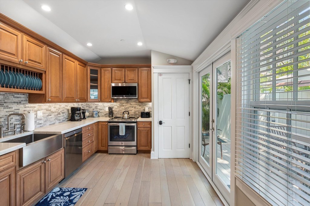 Key West, Florida, 33040, United States, 6 Bedrooms Bedrooms, ,6.5 BathroomsBathrooms,Residential,Forsale,1971989