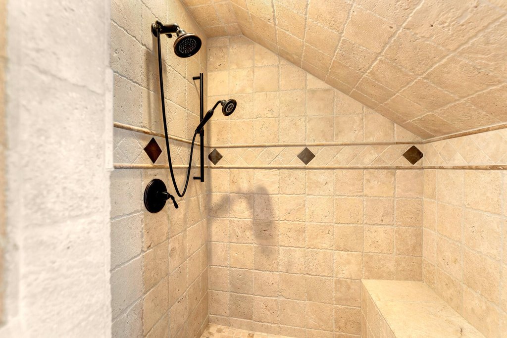 Shark Key, Florida, 33040, United States, 5 Bedrooms Bedrooms, ,4 BathroomsBathrooms,Residential,Forsale,1944372