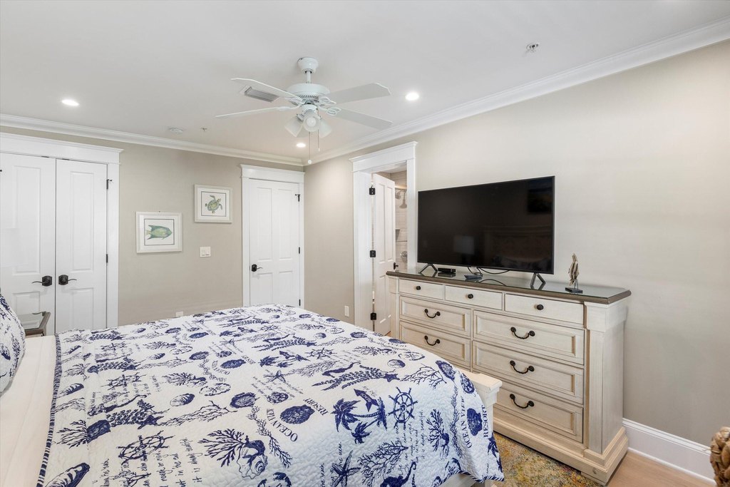 Key West, Florida, 33040, United States, 6 Bedrooms Bedrooms, ,6.5 BathroomsBathrooms,Residential,Forsale,1971989