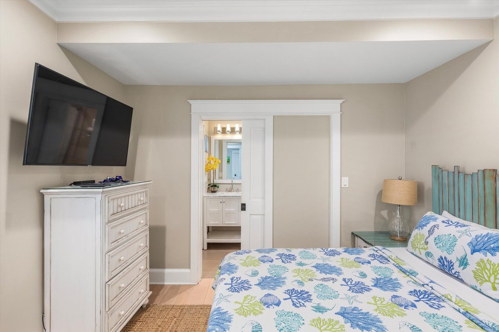 Key West, Florida, 33040, United States, 6 Bedrooms Bedrooms, ,6.5 BathroomsBathrooms,Residential,Forsale,1971989