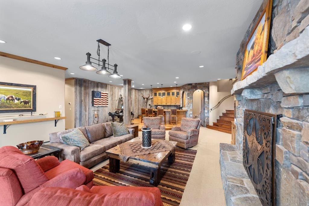 Donnelly, Idaho, 83615, United States, 5 Bedrooms Bedrooms, ,7 BathroomsBathrooms,Residential,Forsale,1889370