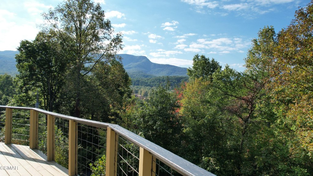 Gatlinburg, Tennessee, 37738, United States, 3 Bedrooms Bedrooms, ,3 BathroomsBathrooms,Residential,Forsale,1899765