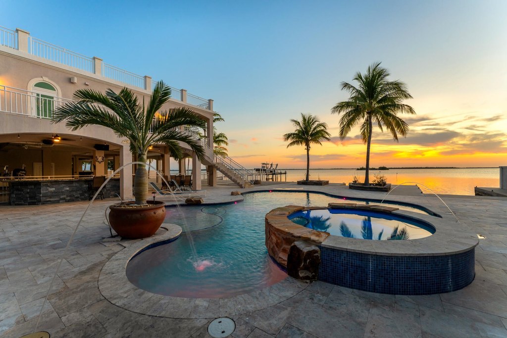 Big Pine Key, Florida, 33043, United States, 3 Bedrooms Bedrooms, ,3 BathroomsBathrooms,Residential,Forsale,1971906