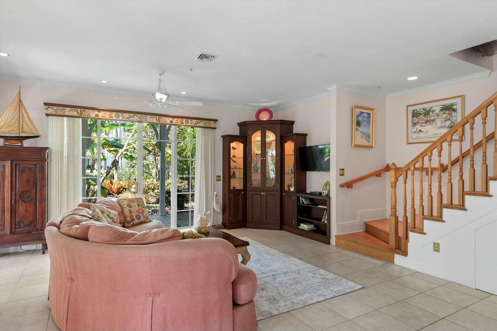 Key West, Florida, 33040, United States, 2 Bedrooms Bedrooms, ,2.5 BathroomsBathrooms,Residential,Forsale,1944398