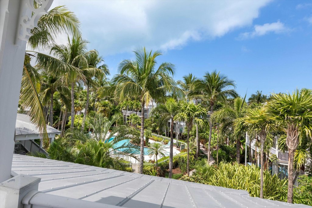 Key West, Florida, 33040, United States, 2 Bedrooms Bedrooms, ,2.5 BathroomsBathrooms,Residential,Forsale,1944398
