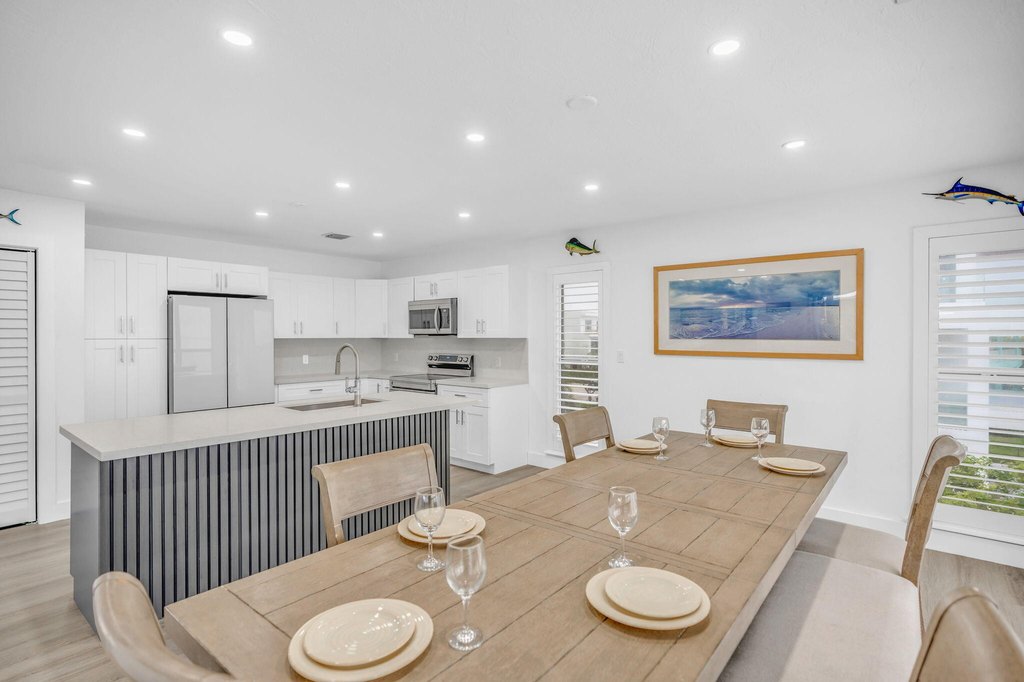 Marathon, Florida, 33050, United States, 4 Bedrooms Bedrooms, ,4 BathroomsBathrooms,Residential,Forsale,2004357