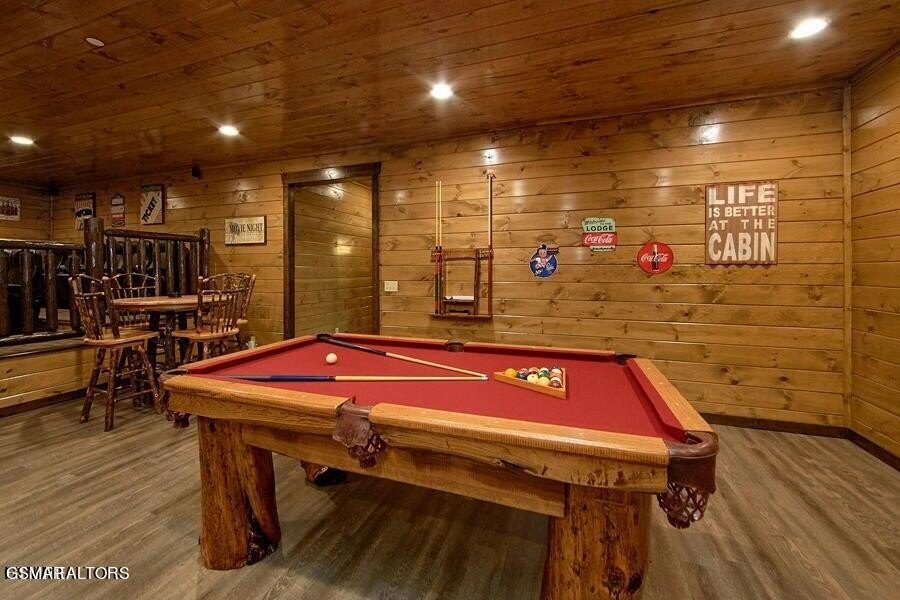 Sevierville, Tennessee, 37876, United States, 18 Bedrooms Bedrooms, ,18.5 BathroomsBathrooms,Residential,Forsale,1893787