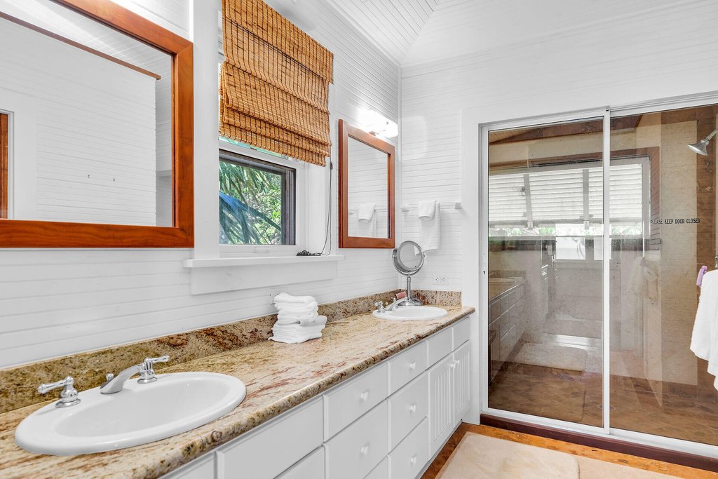 Plantation Key, Florida, 33070, United States, 3 Bedrooms Bedrooms, ,3 BathroomsBathrooms,Residential,Forsale,1944348