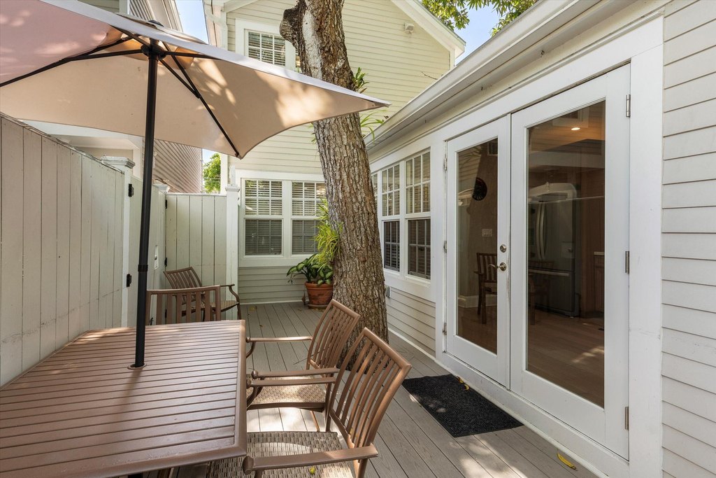 Key West, Florida, 33040, United States, 6 Bedrooms Bedrooms, ,6.5 BathroomsBathrooms,Residential,Forsale,1971989