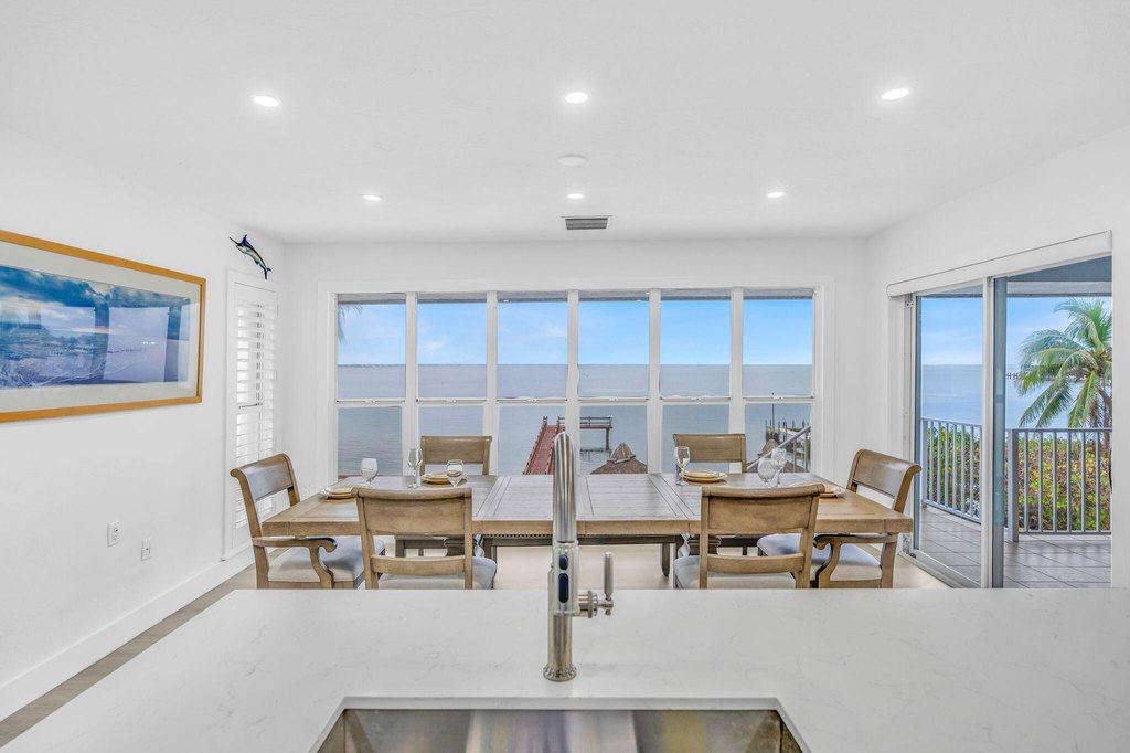 Marathon, Florida, 33050, United States, 4 Bedrooms Bedrooms, ,4 BathroomsBathrooms,Residential,Forsale,2004357