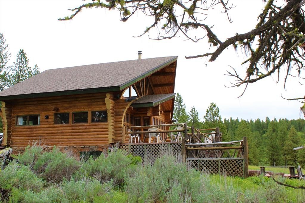New Meadows, Idaho, 83654, United States, 2 Bedrooms Bedrooms, ,2 BathroomsBathrooms,Residential,Forsale,1889391