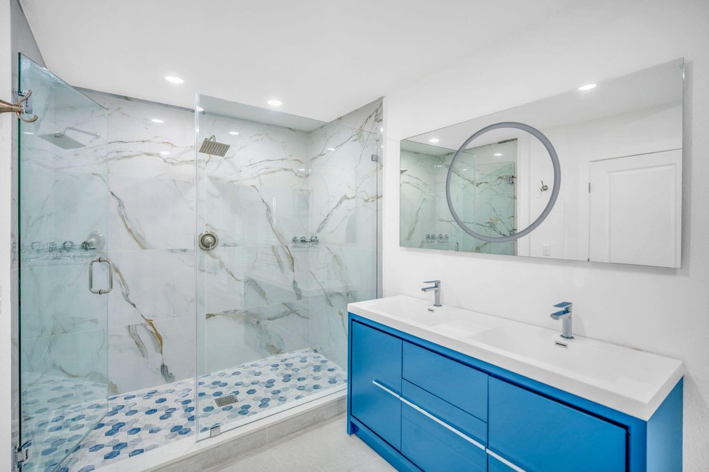 Marathon, Florida, 33050, United States, 4 Bedrooms Bedrooms, ,4 BathroomsBathrooms,Residential,Forsale,2004357