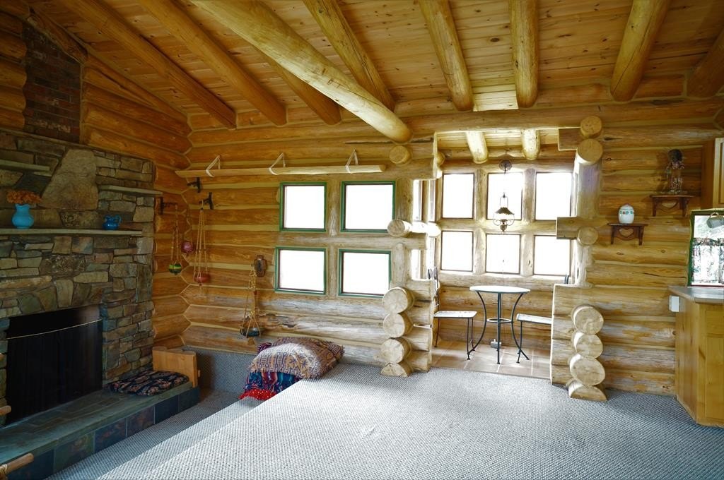 New Meadows, Idaho, 83654, United States, 2 Bedrooms Bedrooms, ,2 BathroomsBathrooms,Residential,Forsale,1889391