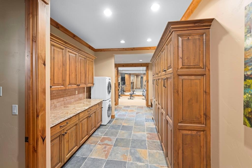 Donnelly, Idaho, 83615, United States, 5 Bedrooms Bedrooms, ,7 BathroomsBathrooms,Residential,Forsale,1889370